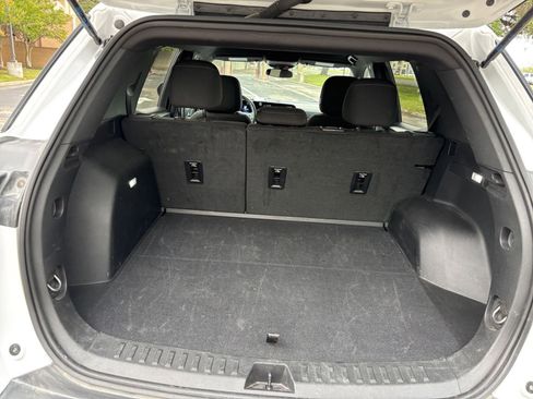 Used 2025 Chevrolet Equinox LT image 26