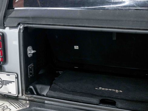 Used 2013 Jeep Wrangler Sport AWD/4WD image 77