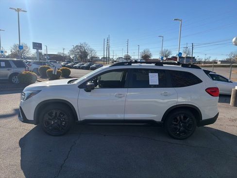Used 2025 Subaru Ascent Bronze Edition w/ Popular Package #2 image 4