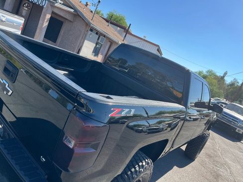 Used 2018 Chevrolet Silverado 1500 LT w/ All Star Edition image 46