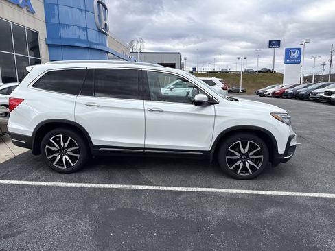 Certified 2022 Honda Pilot TrailSport image 2