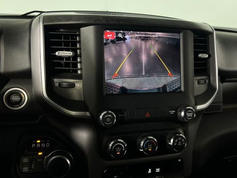 Used 2024 RAM 2500 Big Horn w/ Bed Utility Group image 14