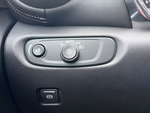 Used 2023 Chevrolet Blazer LT w/ Convenience Package image 23