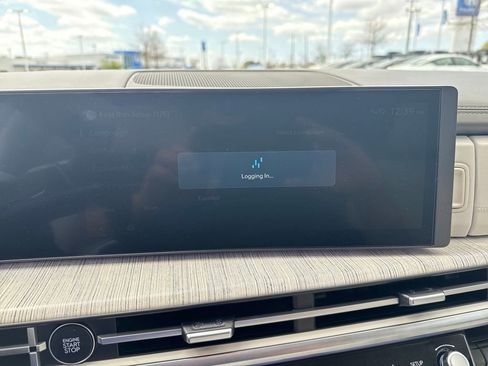 Used 2025 Hyundai Santa Fe Calligraphy image 25