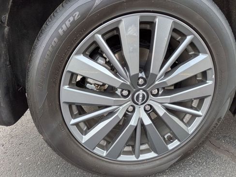 Used 2025 Nissan Pathfinder SL w/ SL Premium Package image 29