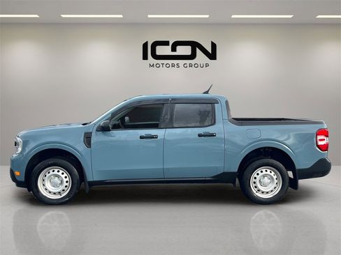 Used 2023 Ford Maverick XL image 2
