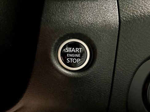 Used 2024 Nissan Frontier PRO-4X w/ Off-Road Protection Package image 37