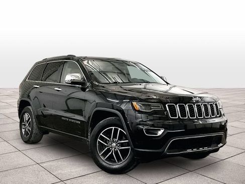 Used 2017 Jeep Grand Cherokee Limited w/ Luxury Group II AWD/4WD image 3