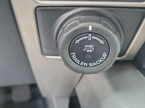 Used 2022 Ford F350 Platinum AWD/4WD image 26
