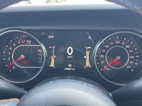 Used 2021 Jeep Gladiator Mojave AWD/4WD image 33