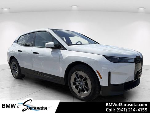 Used 2023 BMW iX xDrive50 AWD/4WD image 1