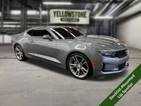 Used 2020 Chevrolet Camaro LT w/ RS Package RWD image 6