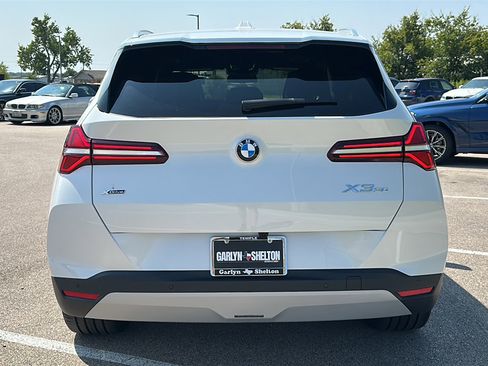 New 2026 BMW X3 xDrive30 w/ Premium Package image 7