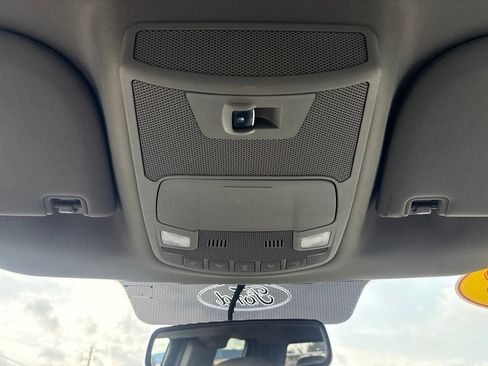 Used 2018 Ford F150 XLT w/ Equipment Group 302A Luxury AWD/4WD image 25