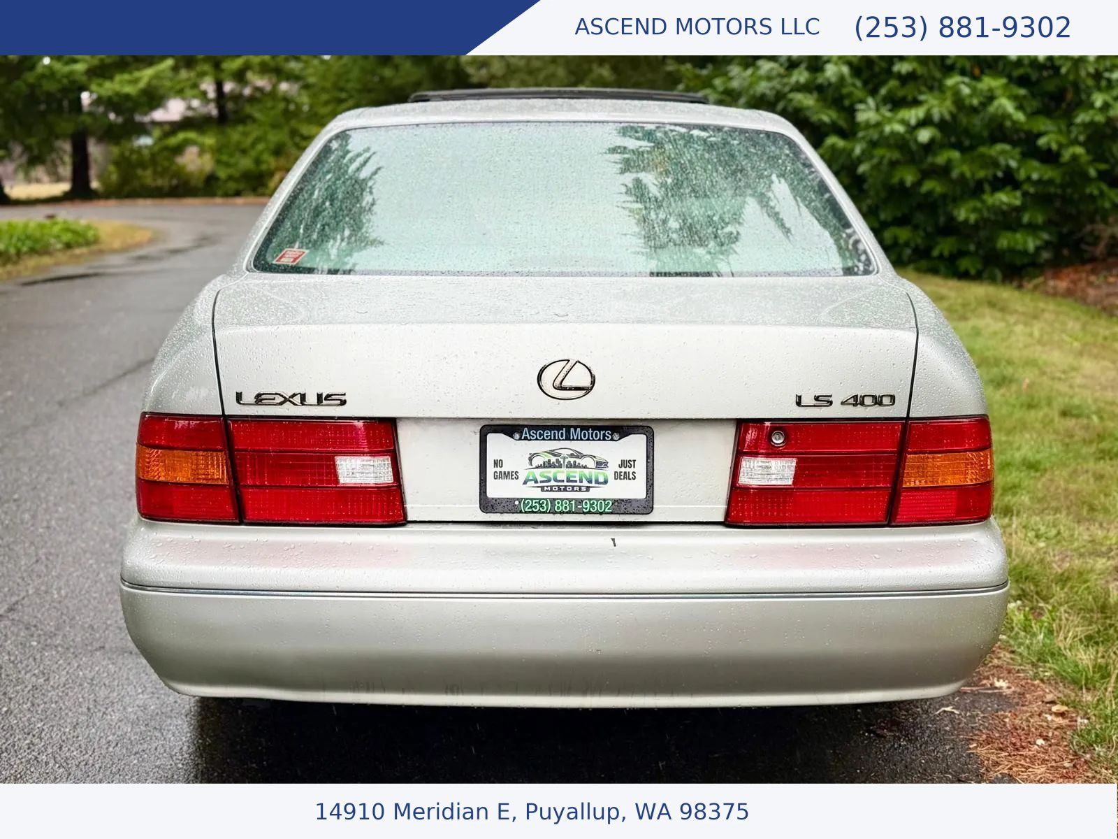 Used 2000 Lexus LS 400 RWD image 4