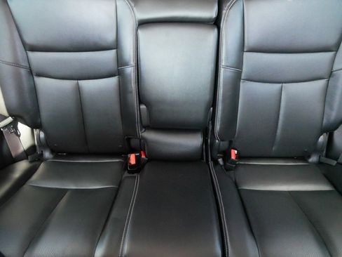 Used 2018 Nissan Murano SL w/ Moonroof Package AWD/4WD image 13