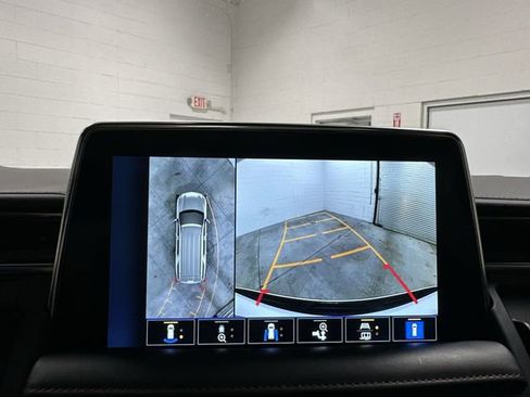 Used 2022 Chevrolet Tahoe RST w/ Sport Performance Package image 35