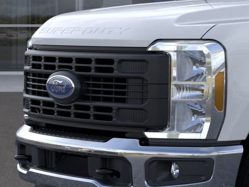 New 2026 Ford F350 XL w/ XL Chrome Package AWD/4WD image 17