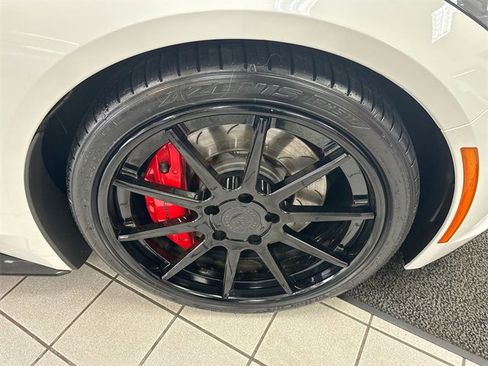 Used 2014 Chevrolet Corvette Stingray Convertible w/ 2LT Preferred Equipment Group image 18
