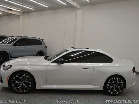 Used 2025 BMW M240i Coupe w/ Premium Package image 4