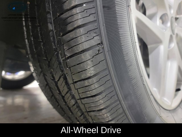 Used 2024 Ford Edge SEL AWD/4WD image 12