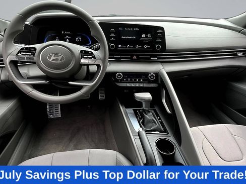 Used 2026 Hyundai Elantra Sport FWD image 10