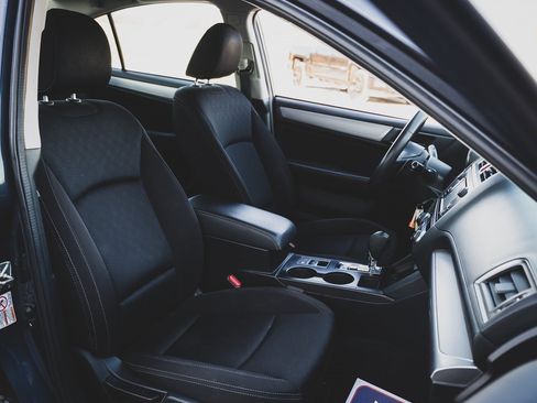 Used 2017 Subaru Legacy 2.5i w/ Alloy Wheel Package image 25