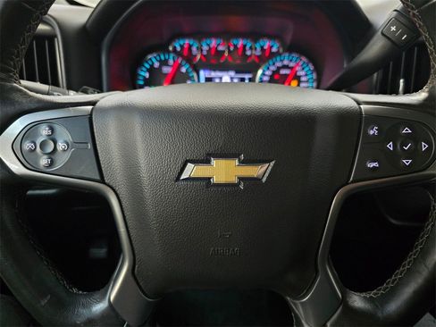 Used 2018 Chevrolet Silverado 1500 LT w/ LT Eassist Package image 24