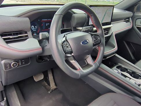 Used 2025 Ford Explorer ST-Line AWD/4WD image 10