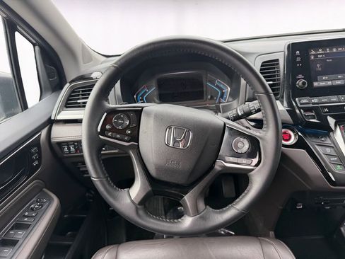 Used 2023 Honda Odyssey Touring image 12