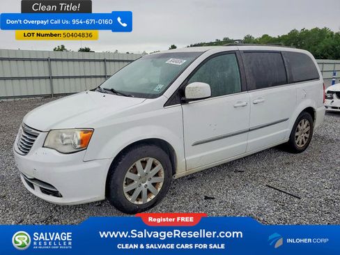 Used 2016 Chrysler Town & Country Touring image 1
