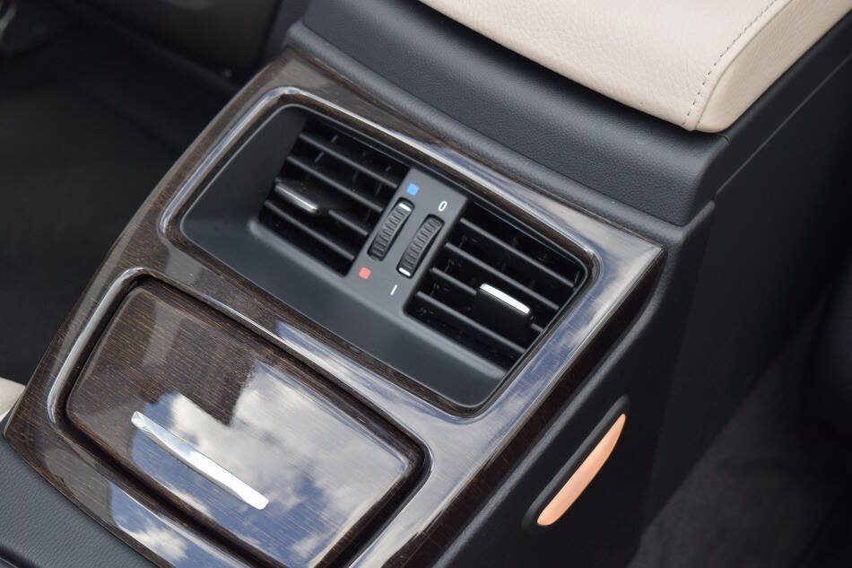 Used 2013 BMW 328i Convertible RWD image 56