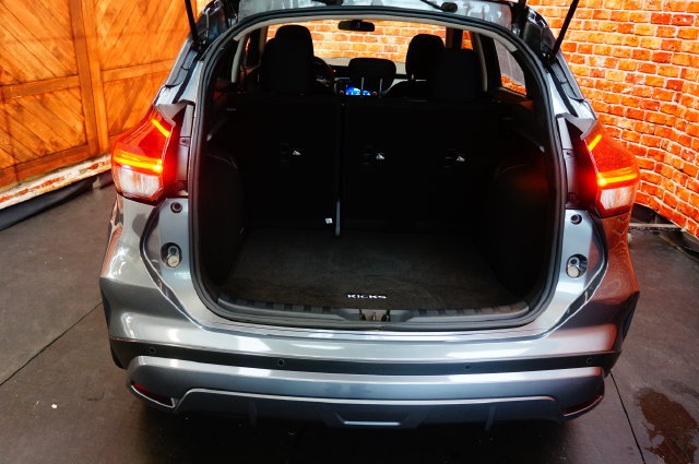 Certified 2024 Nissan Kicks SV FWD image 41