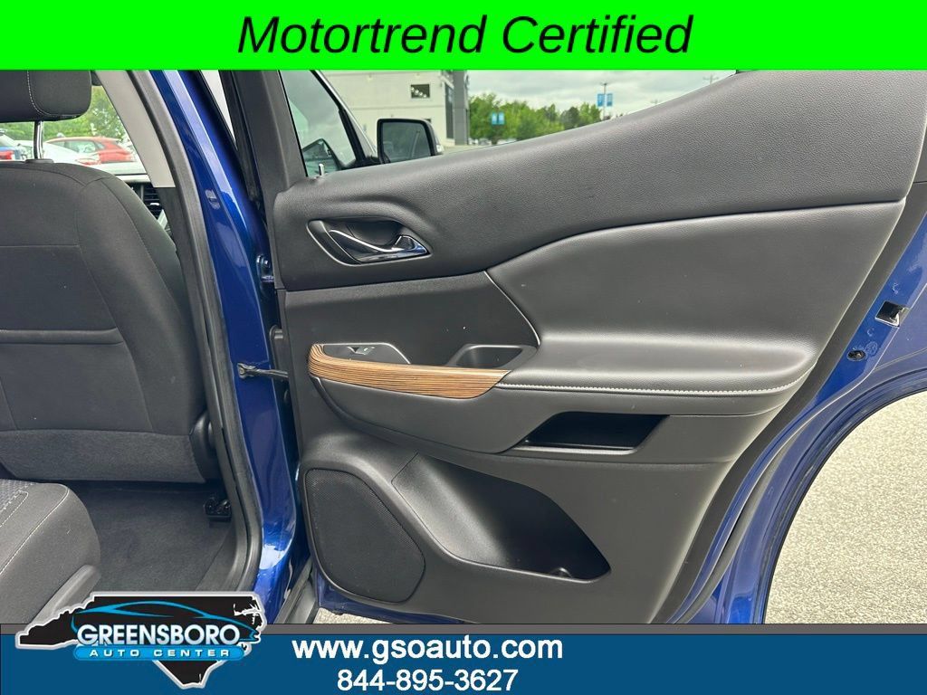 Used 2023 GMC Acadia SLE w/ Driver Convenience Package AWD/4WD image 21