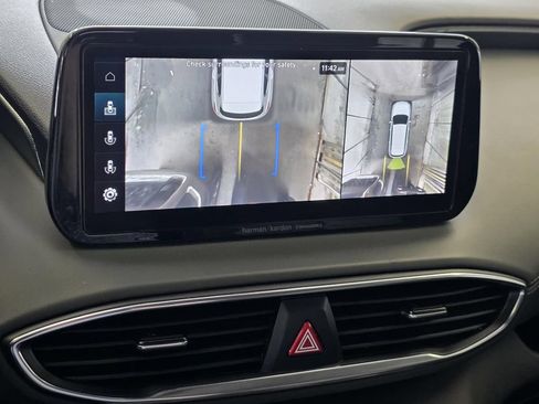 Used 2023 Hyundai Santa Fe Limited FWD image 17