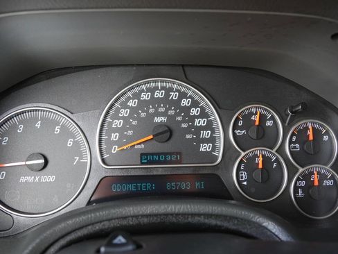 Used 2004 GMC Envoy SLT image 82