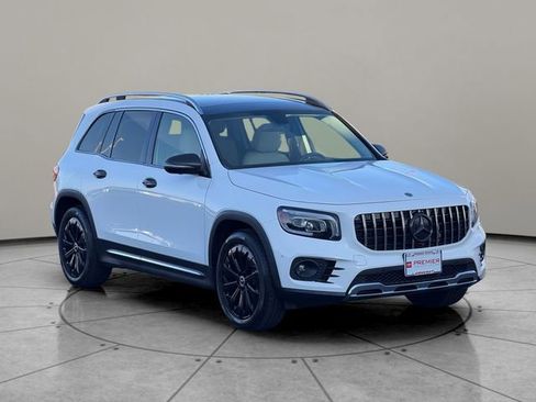 Used 2020 Mercedes-Benz GLB 250 4MATIC image 8