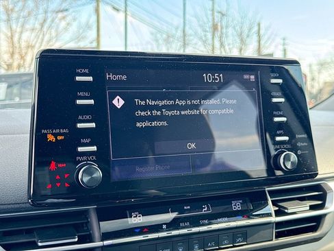 Used 2021 Toyota Sienna LE w/ LE Plus Package image 26