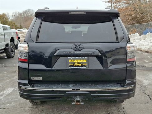 Used 2021 Toyota 4Runner Nightshade image 6