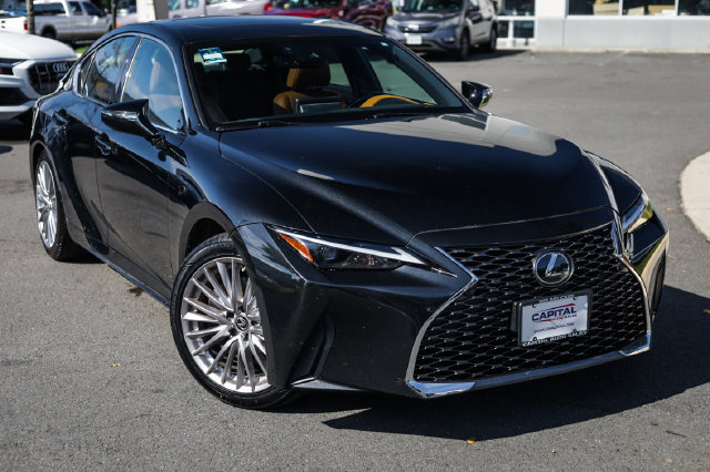 Used 2022 Lexus IS 300 AWD w/ Premium Package image 5
