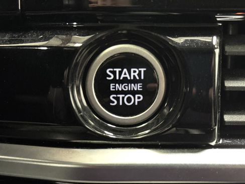 Used 2022 Nissan Pathfinder SL w/ SL Premium Package image 23