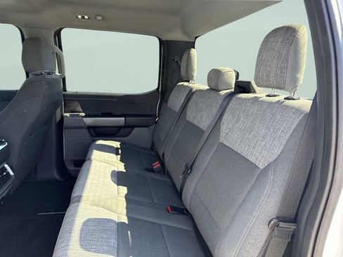 Used 2022 Ford F150 Lightning XLT image 29