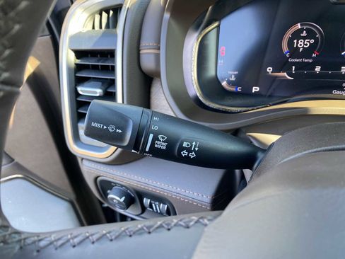 Used 2025 RAM 1500 Limited image 21