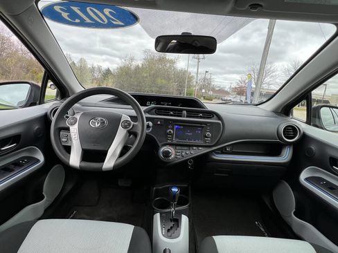 Used 2013 Toyota Prius C Three image 15