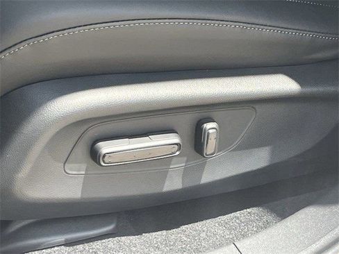 Used 2025 Acura ADX Base image 29