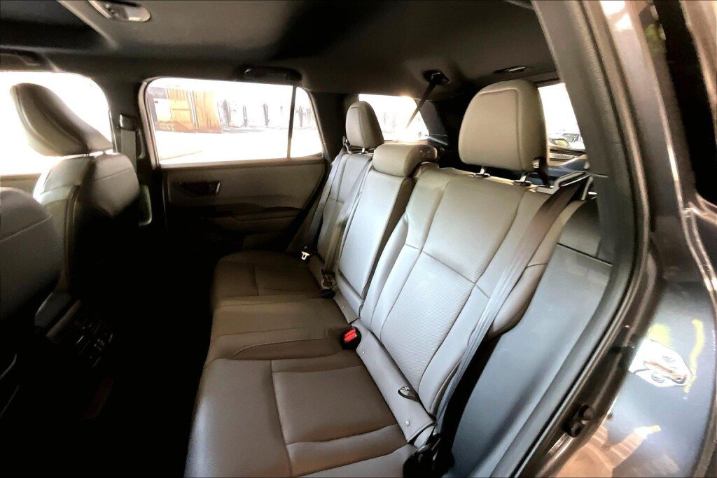 New 2026 Subaru Outback Limited AWD/4WD image 8
