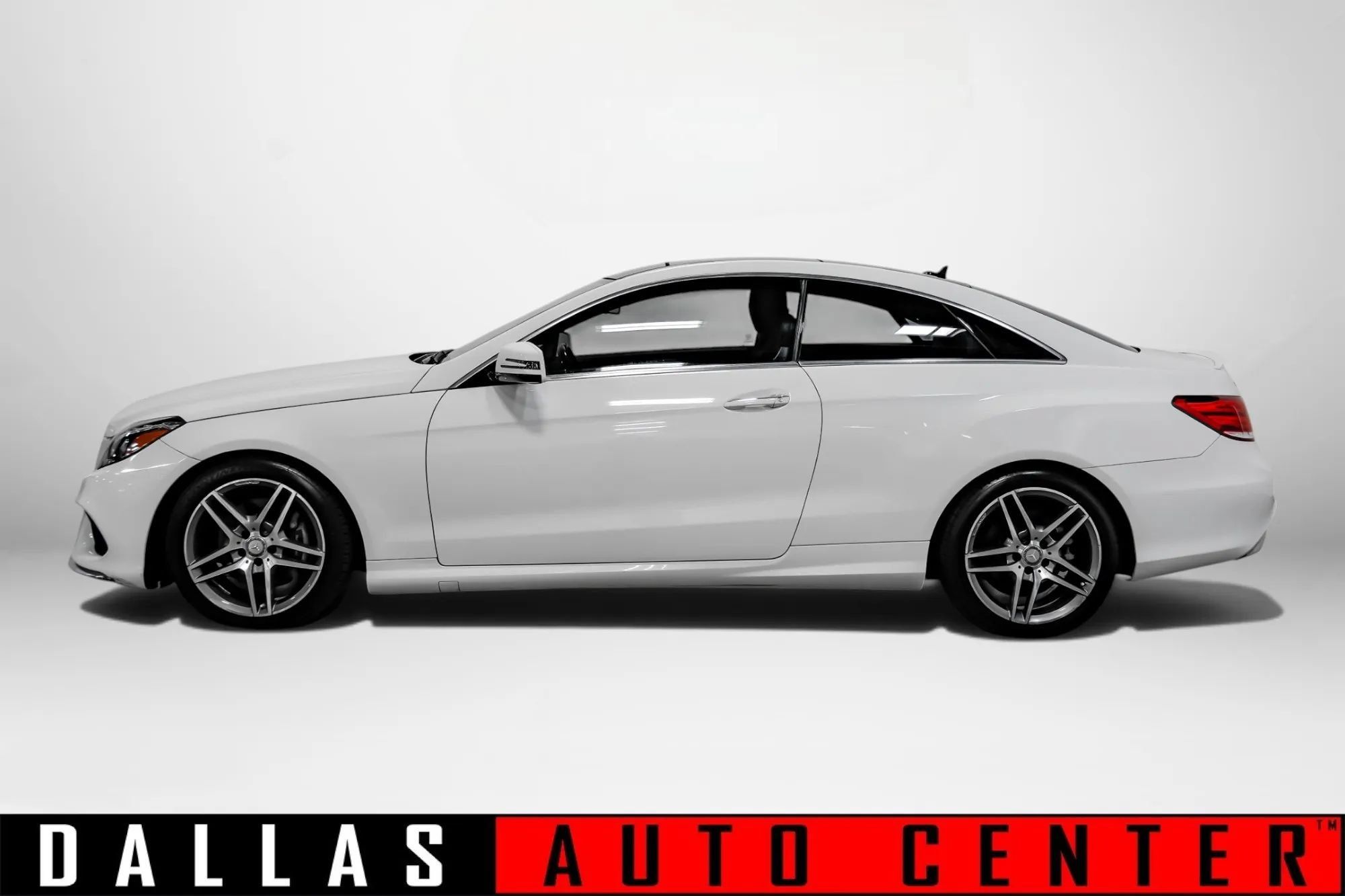 Used 2016 Mercedes-Benz E 400 Coupe image 8