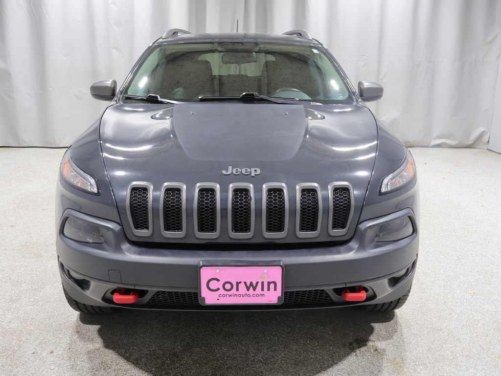 Used 2016 Jeep Cherokee Trailhawk w/ Cold Weather Group AWD/4WD image 9