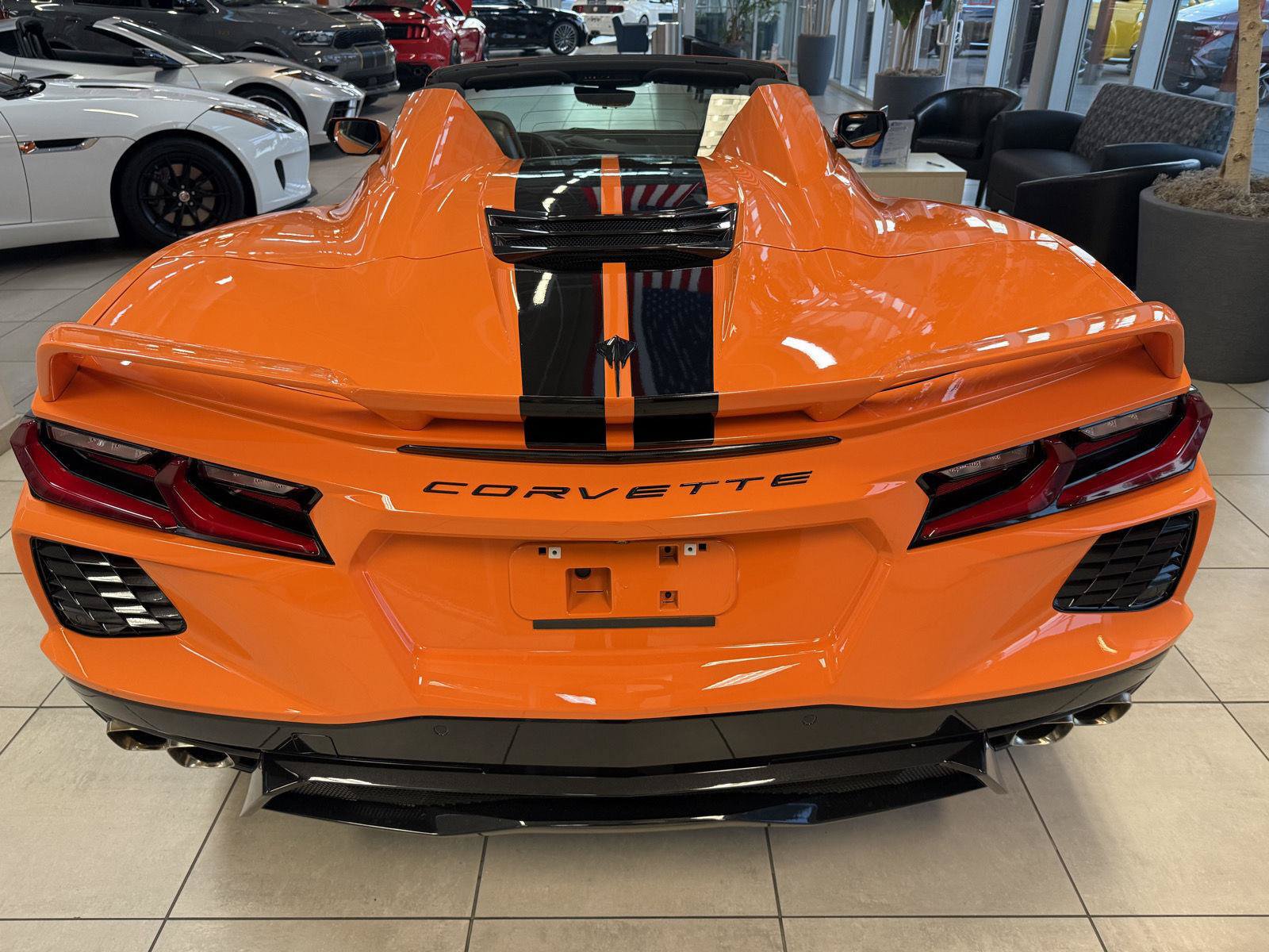 Used 2024 Chevrolet Corvette Stingray Preferred Conv w/ Z51 Performance Package RWD image 31