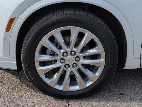 Used 2020 Cadillac XT6 Premium Luxury image 10